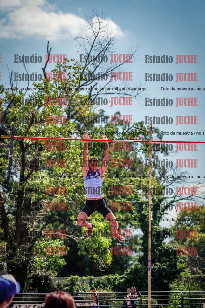 Fotos del salto con garrocha de varones - decatlón 8