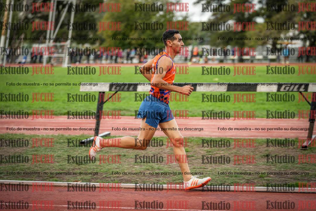 Fotos de los 3000 m llanos de varones