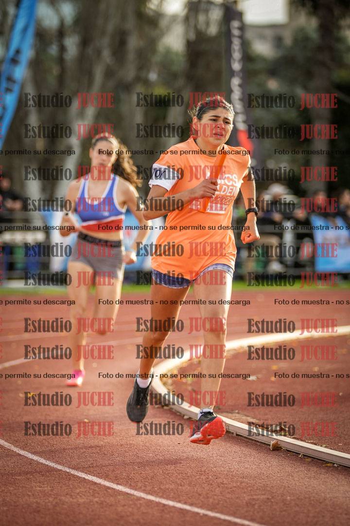 Fotos de las Postas 8x300 m mixta