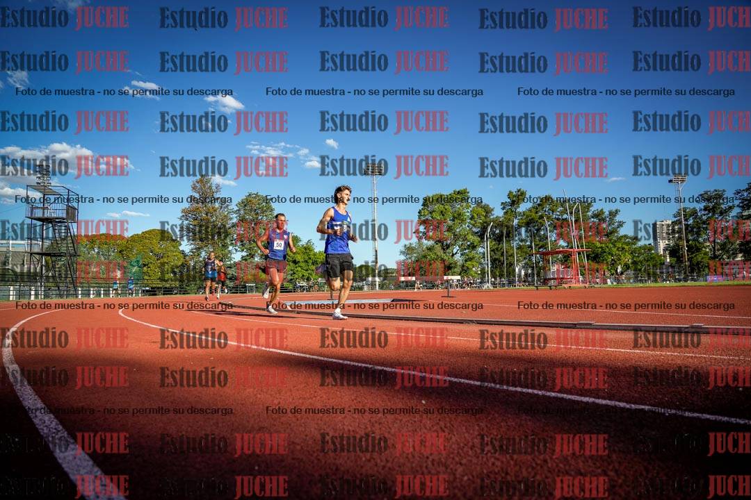 Fotos de los 3000 m llanos de varones