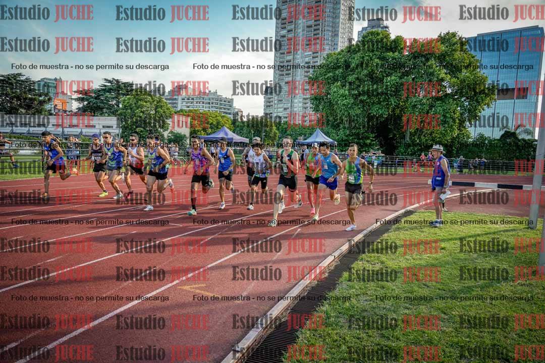 Fotos de los 1500 m llanos de varones