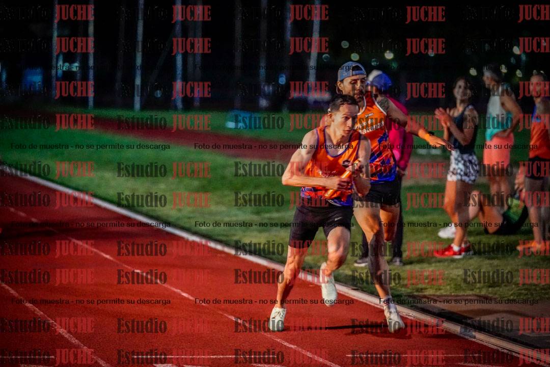Fotos de las postas 4x400 m mixtas