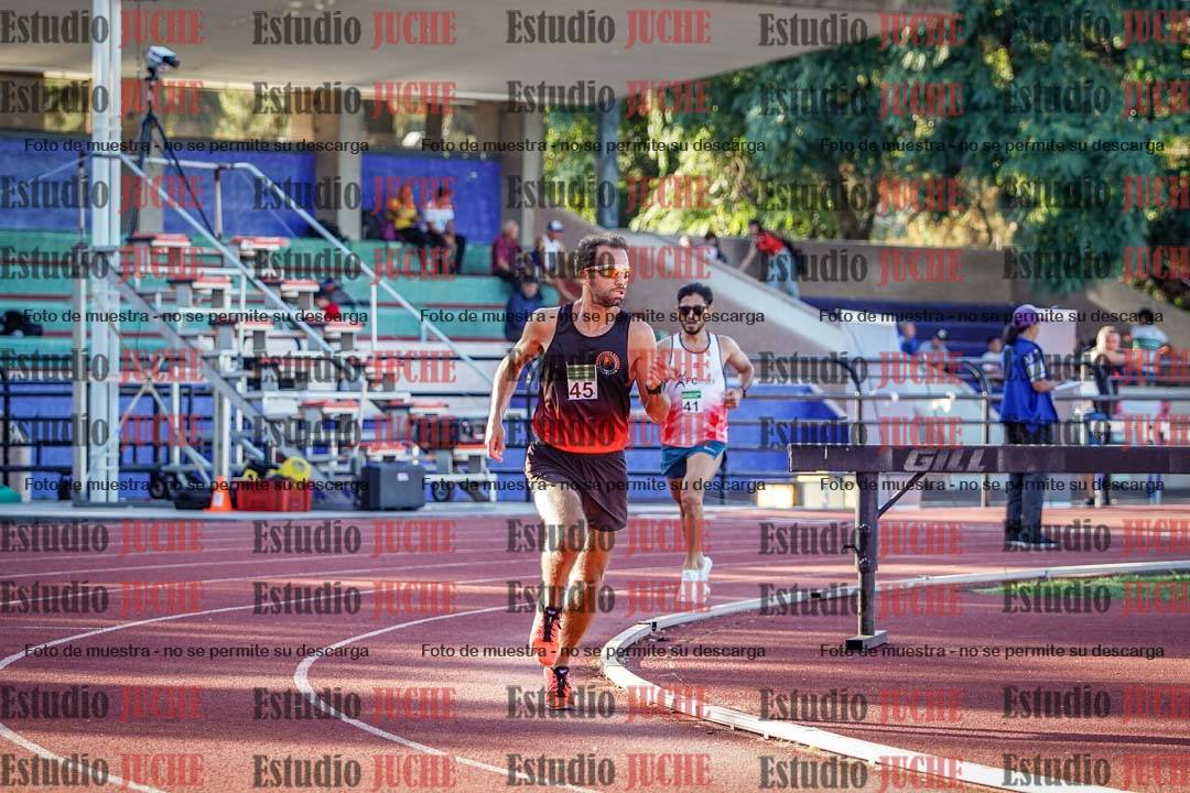 Fotos de los 3000 m llanos de varones