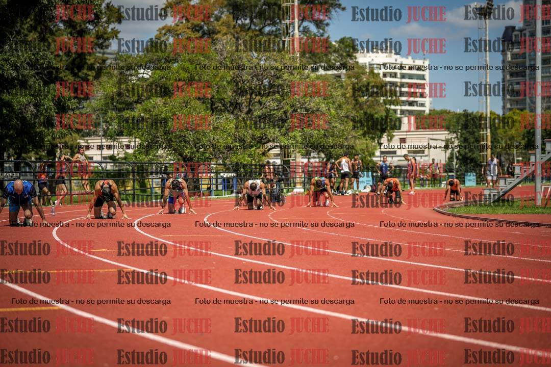 Fotos de los 200 m llanos de varones