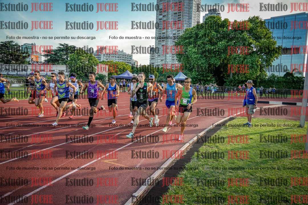 Fotos de los 1500 m llanos de varones