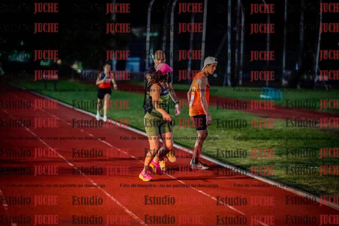 Fotos de las postas 4x400 m mixtas