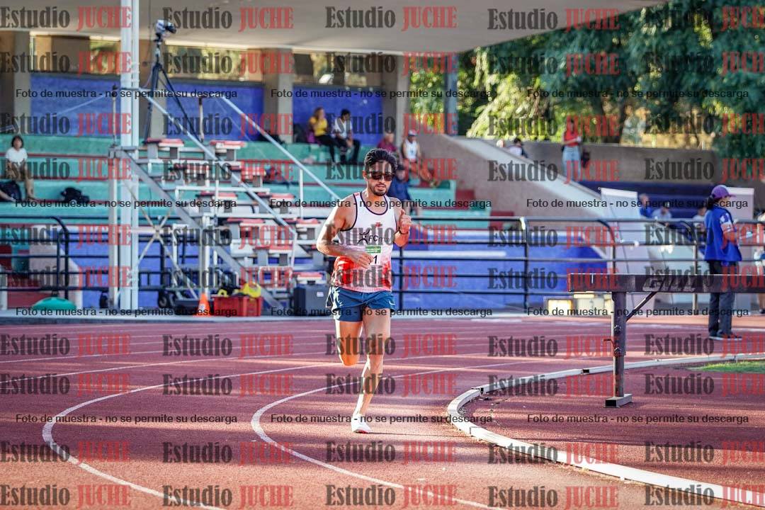 Fotos de los 3000 m llanos de varones