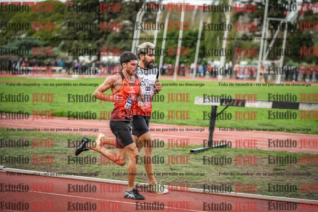 Fotos de los 3000 m llanos de varones