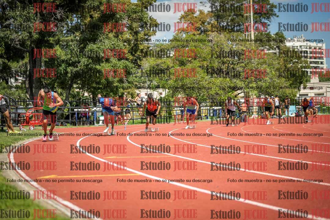 Fotos de los 200 m llanos de varones