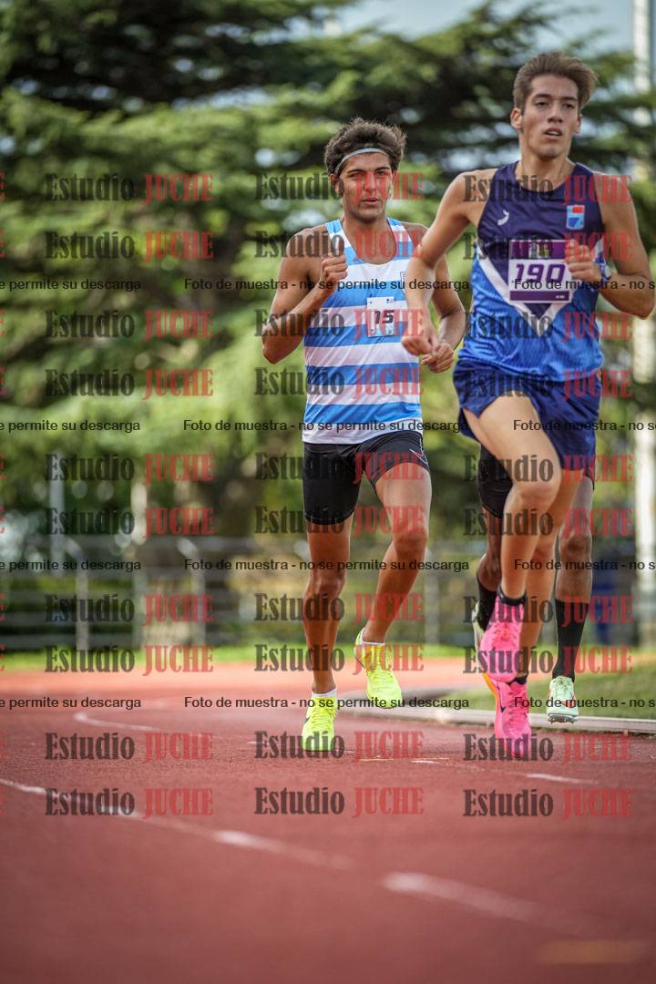 Fotos de los 3000 m llanos de varones