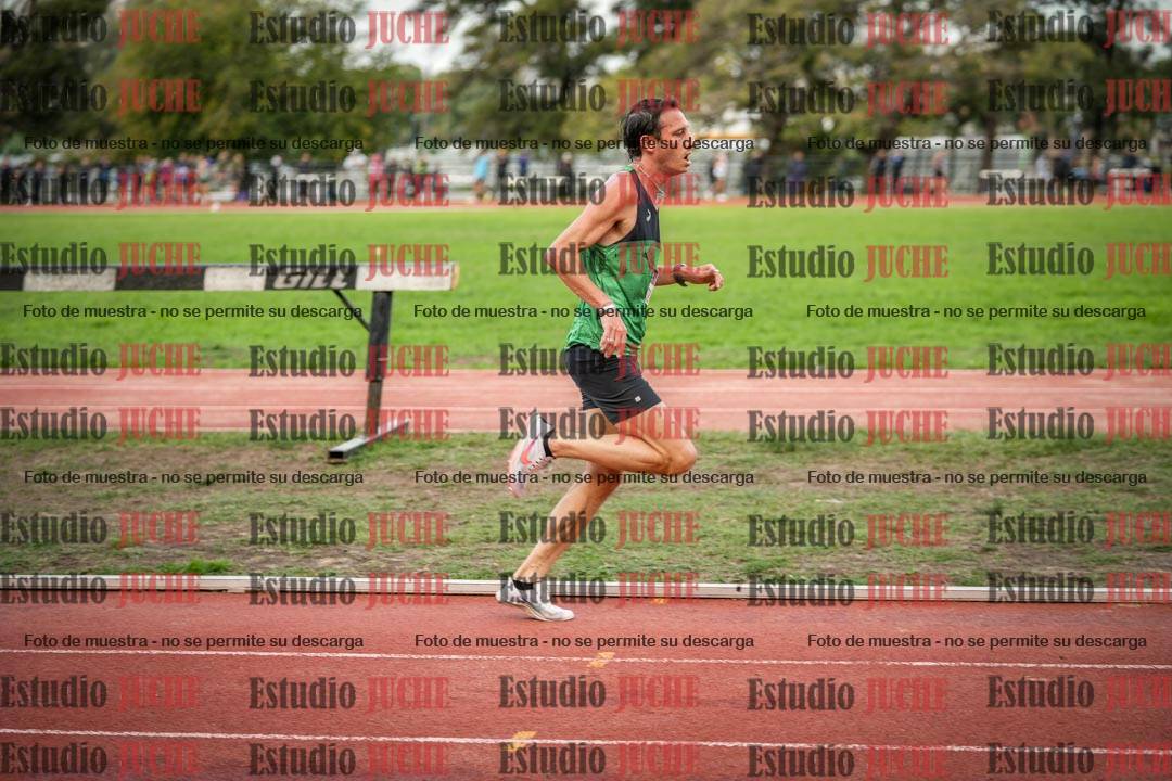 Fotos de los 3000 m llanos de varones
