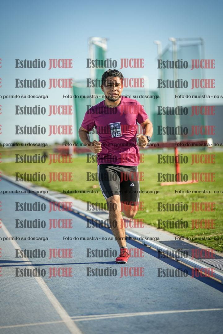 Fotos de los 3000 m llanos de varones