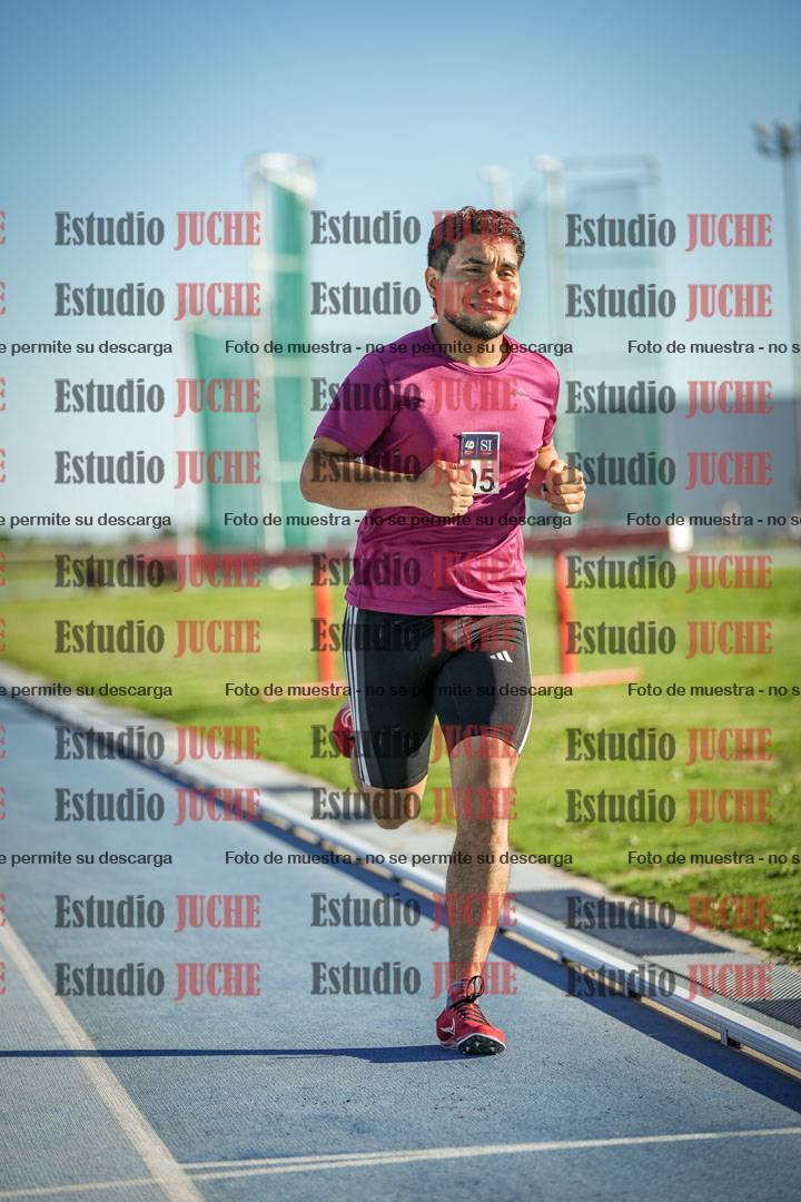 Fotos de los 3000 m llanos de varones