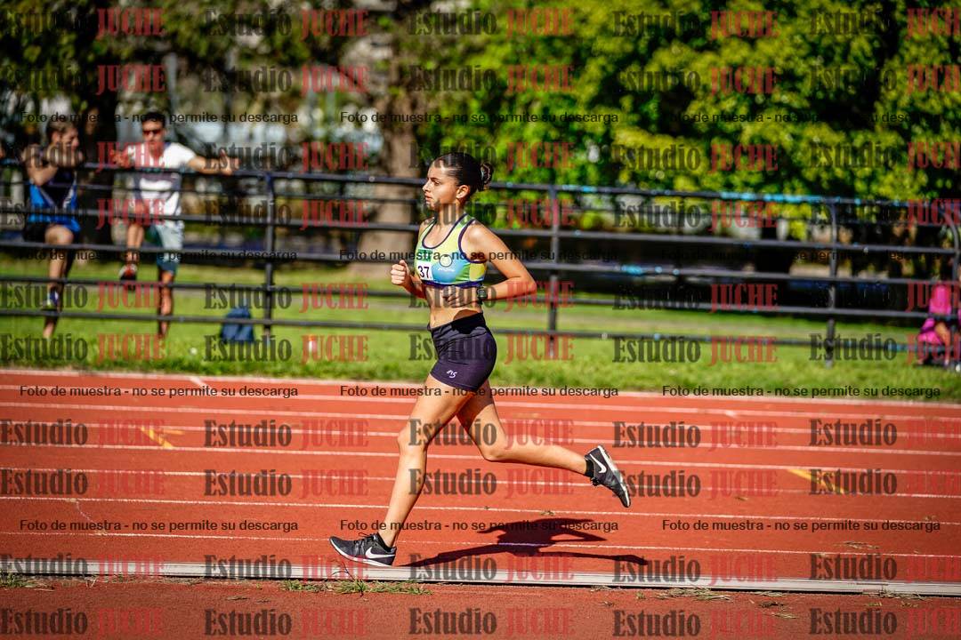 Fotos de los 5000 m llanos de mujeres y varones