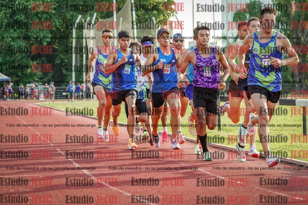 Fotos de los 1500 m llanos de varones