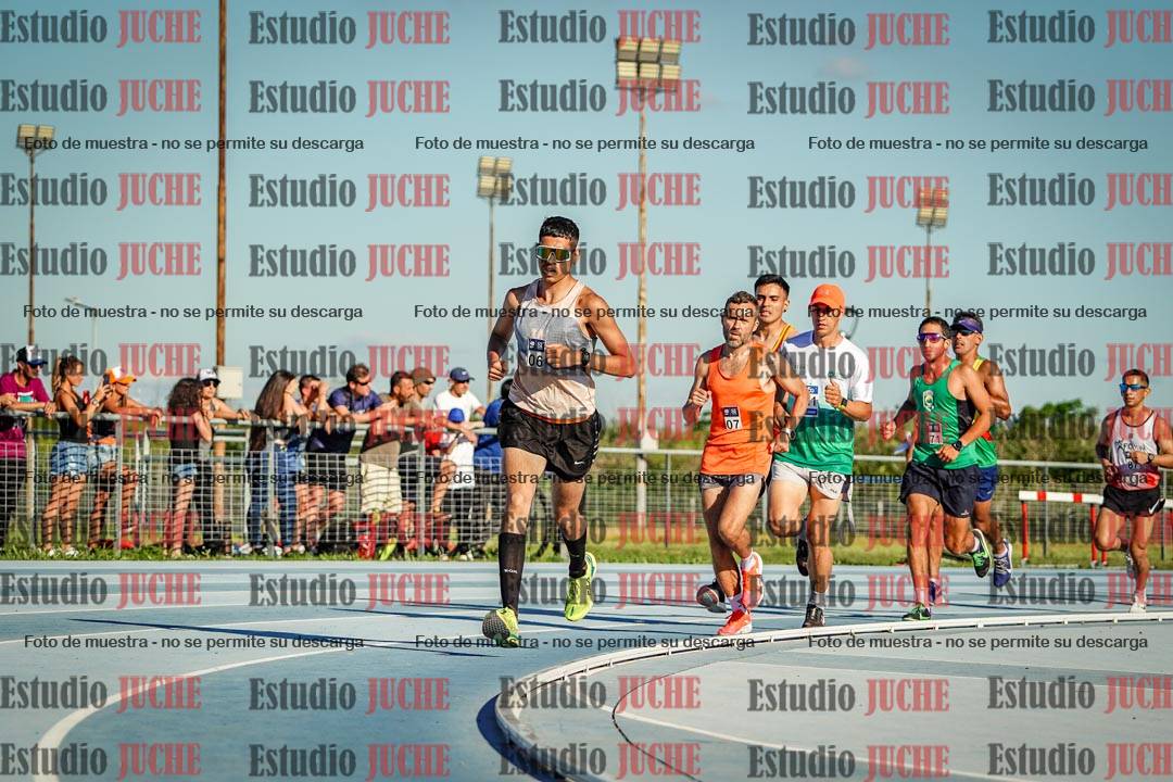 Fotos de los 3000 m llanos de varones