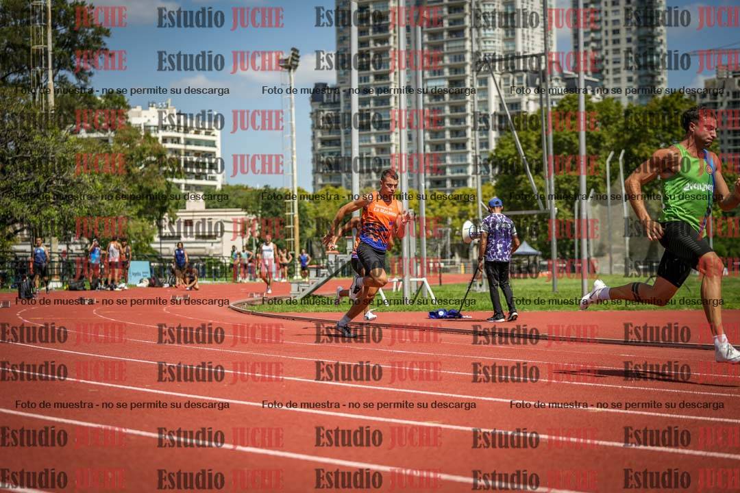Fotos de los 200 m llanos de varones