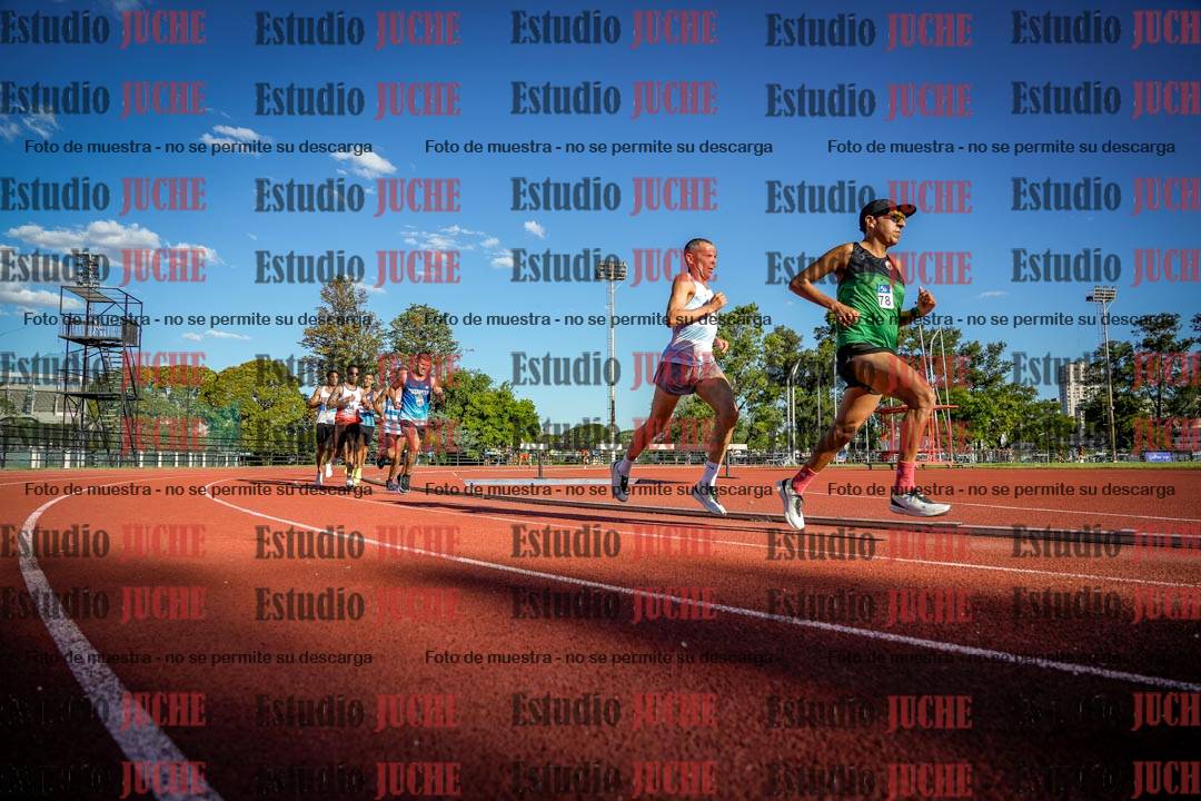 Fotos de los 3000 m llanos de varones
