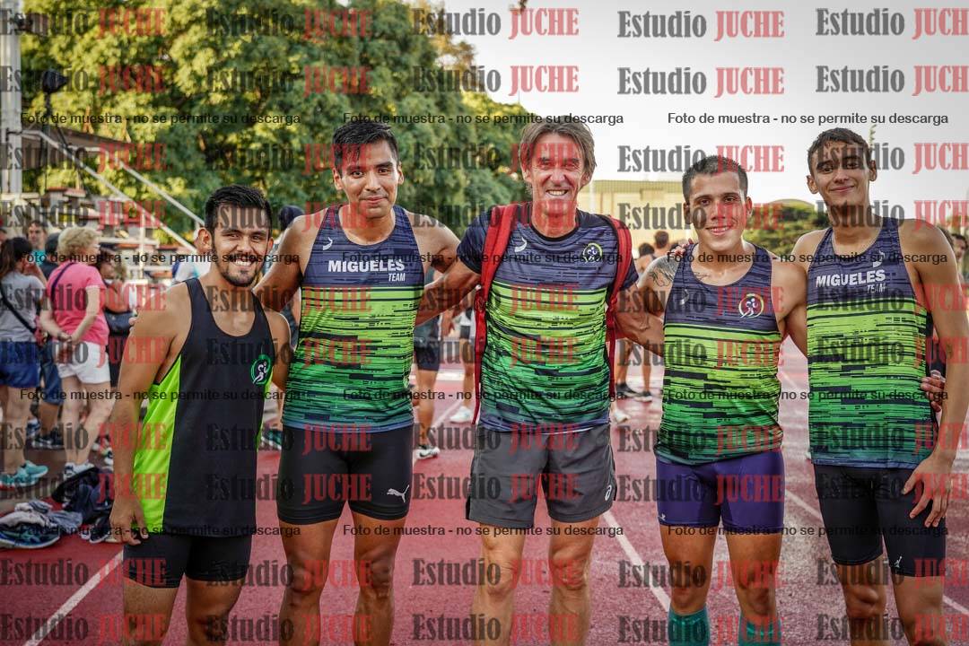 Fotos de algunos podios y extras del torneo