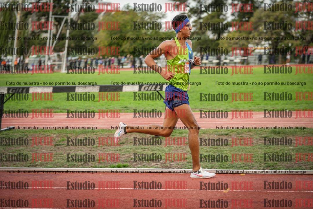 Fotos de los 3000 m llanos de varones