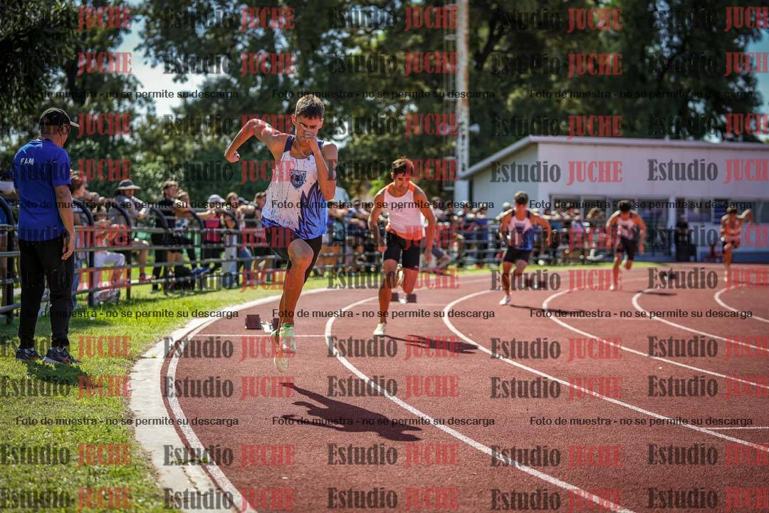 Fotos de los 400 m llanos de varones