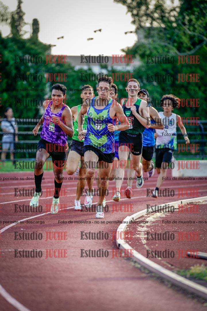 Fotos de los 1500 m llanos de varones