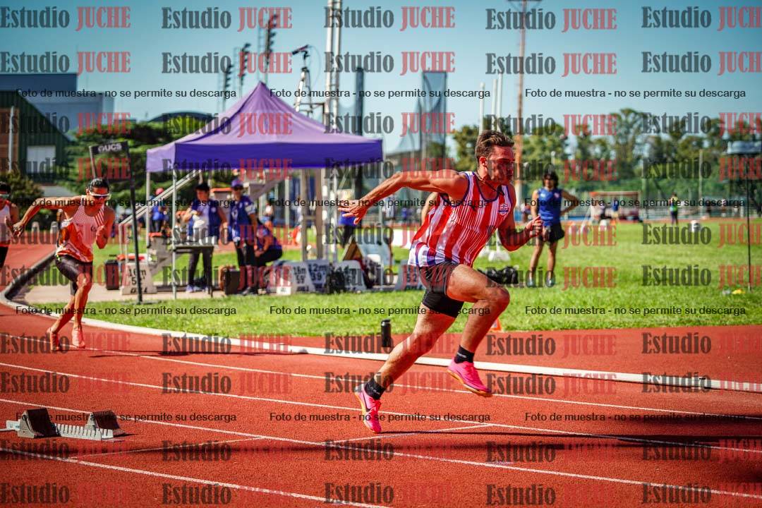 Fotos de los 400 m llanos de varones