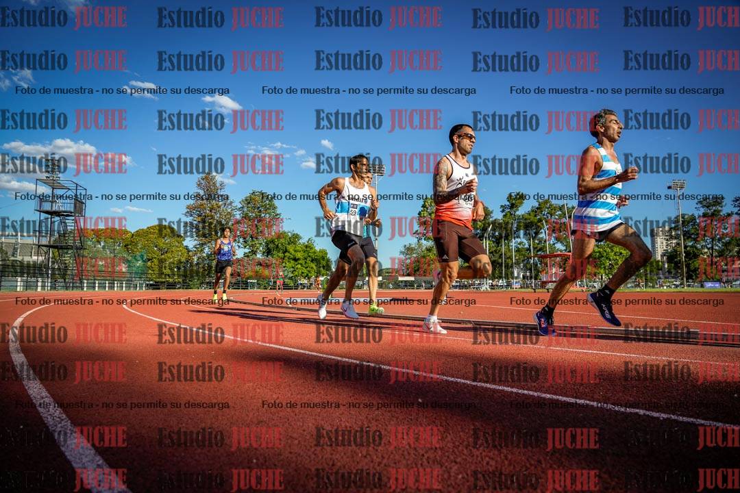 Fotos de los 3000 m llanos de varones