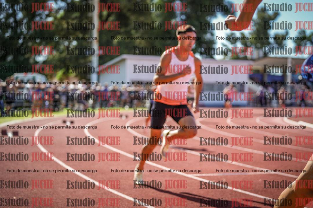 Fotos de los 400 m llanos de varones