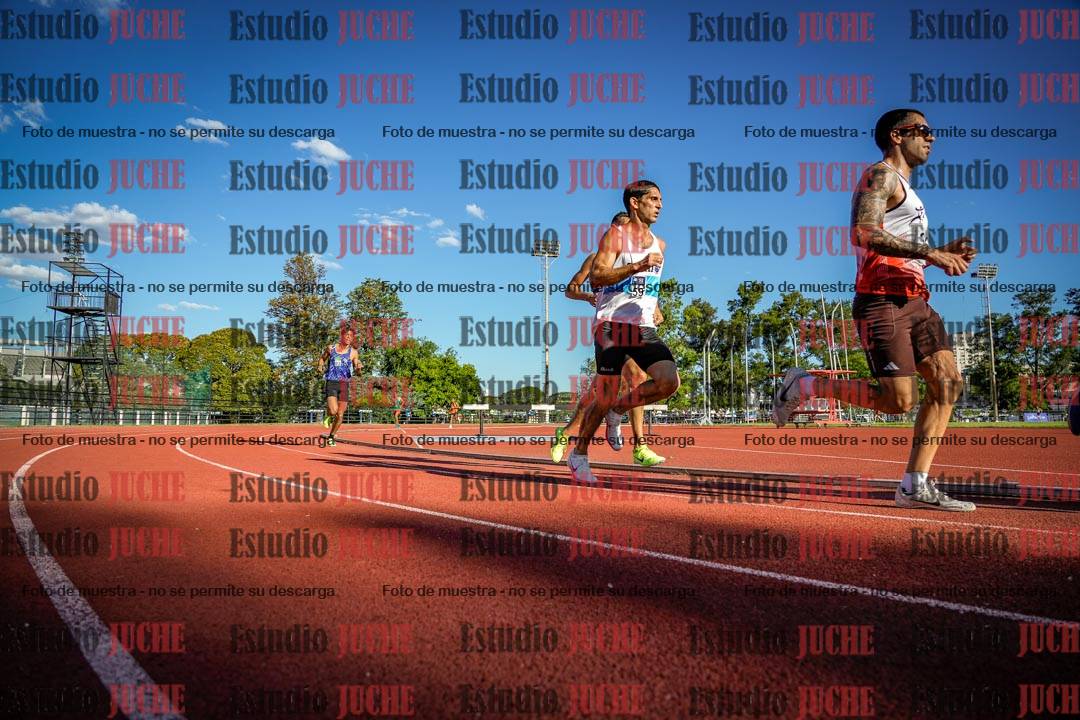 Fotos de los 3000 m llanos de varones