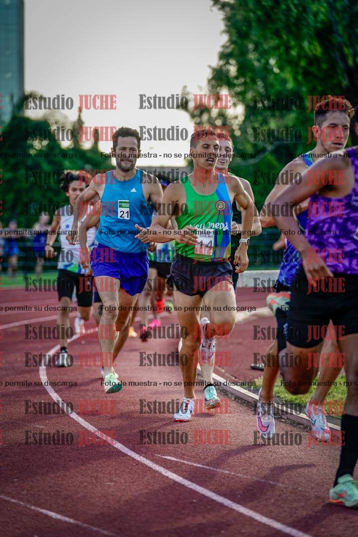 Fotos de los 1500 m llanos de varones