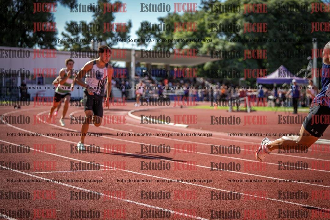Fotos de los 400 m llanos de varones