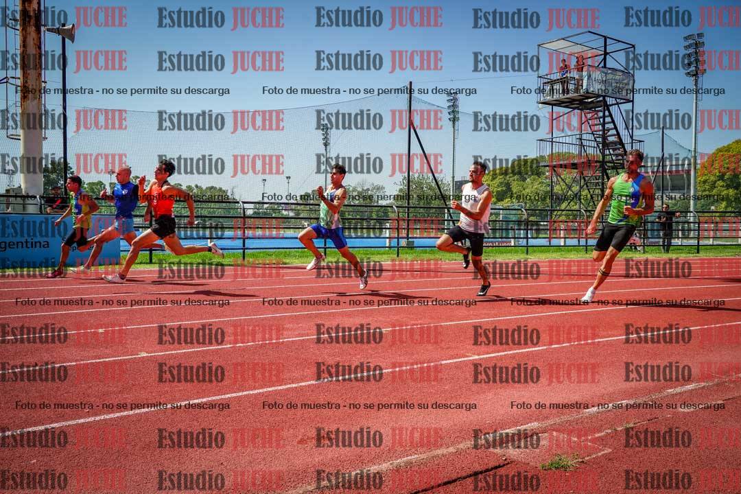 Fotos de los 200 m llanos de varones
