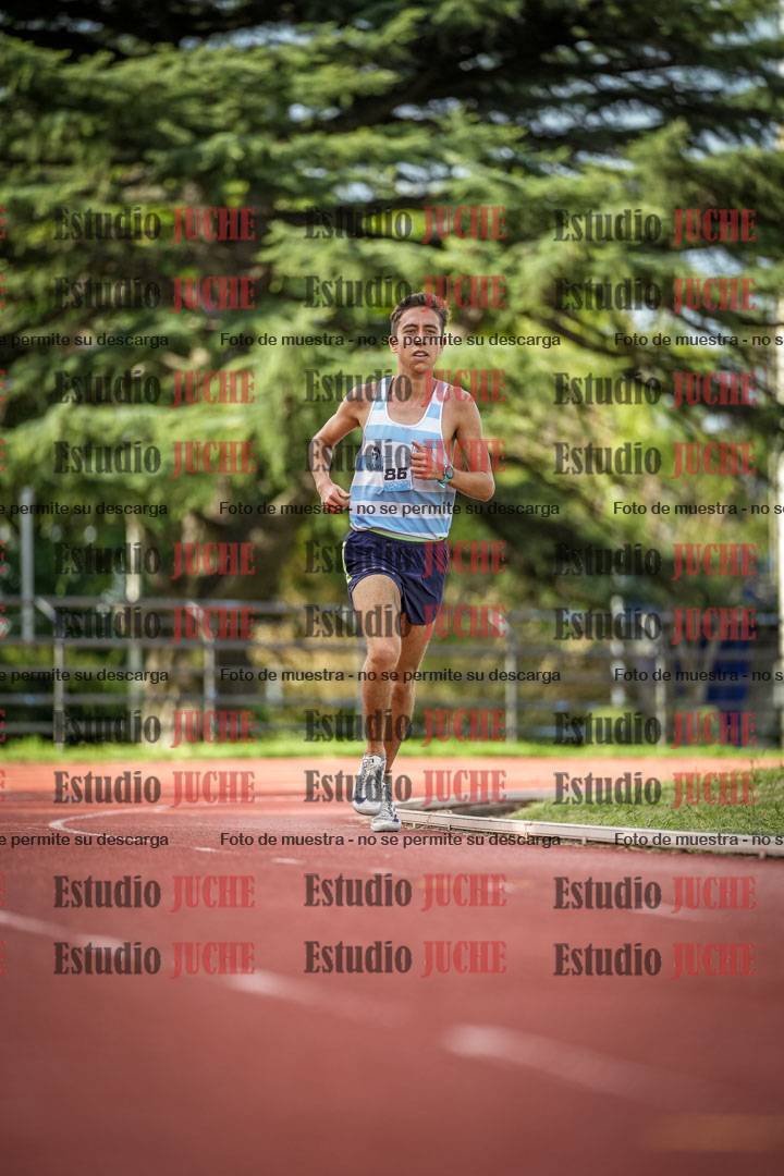 Fotos de los 3000 m llanos de varones