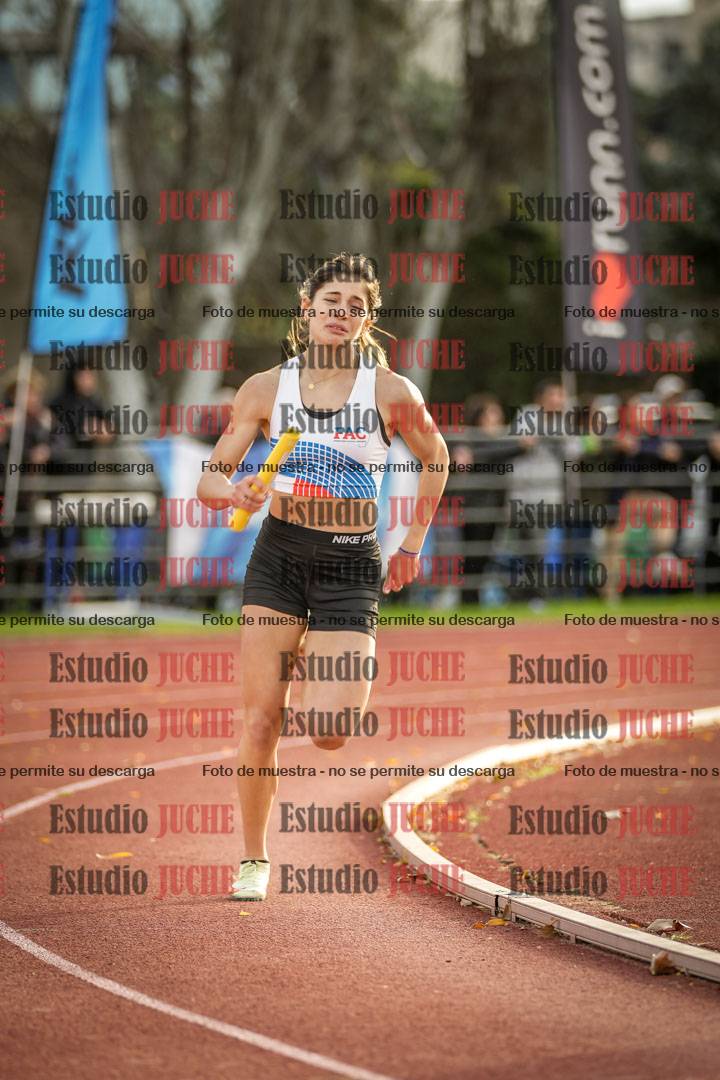 Fotos de las Postas 8x300 m mixta