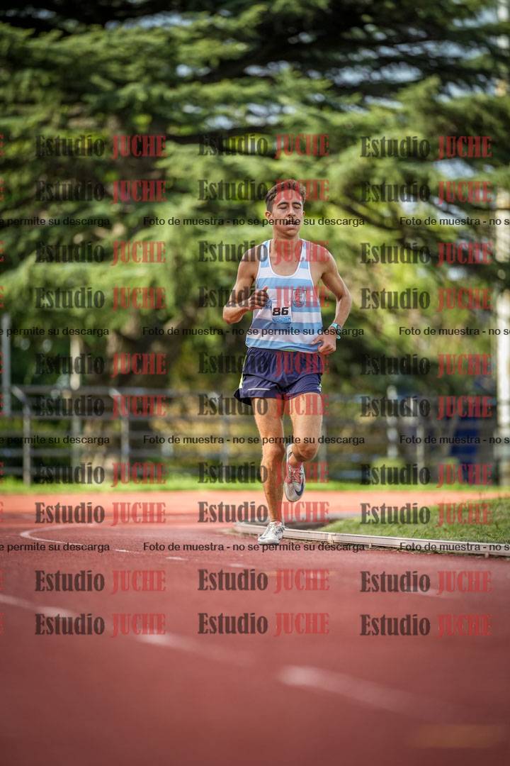 Fotos de los 3000 m llanos de varones