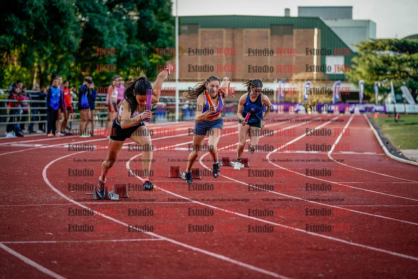 Fotos de las postas 4x400 m de mujeres