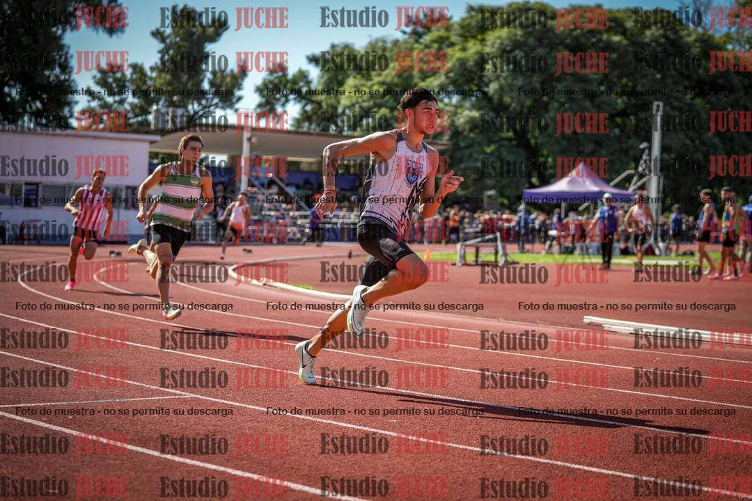 Fotos de los 400 m llanos de varones