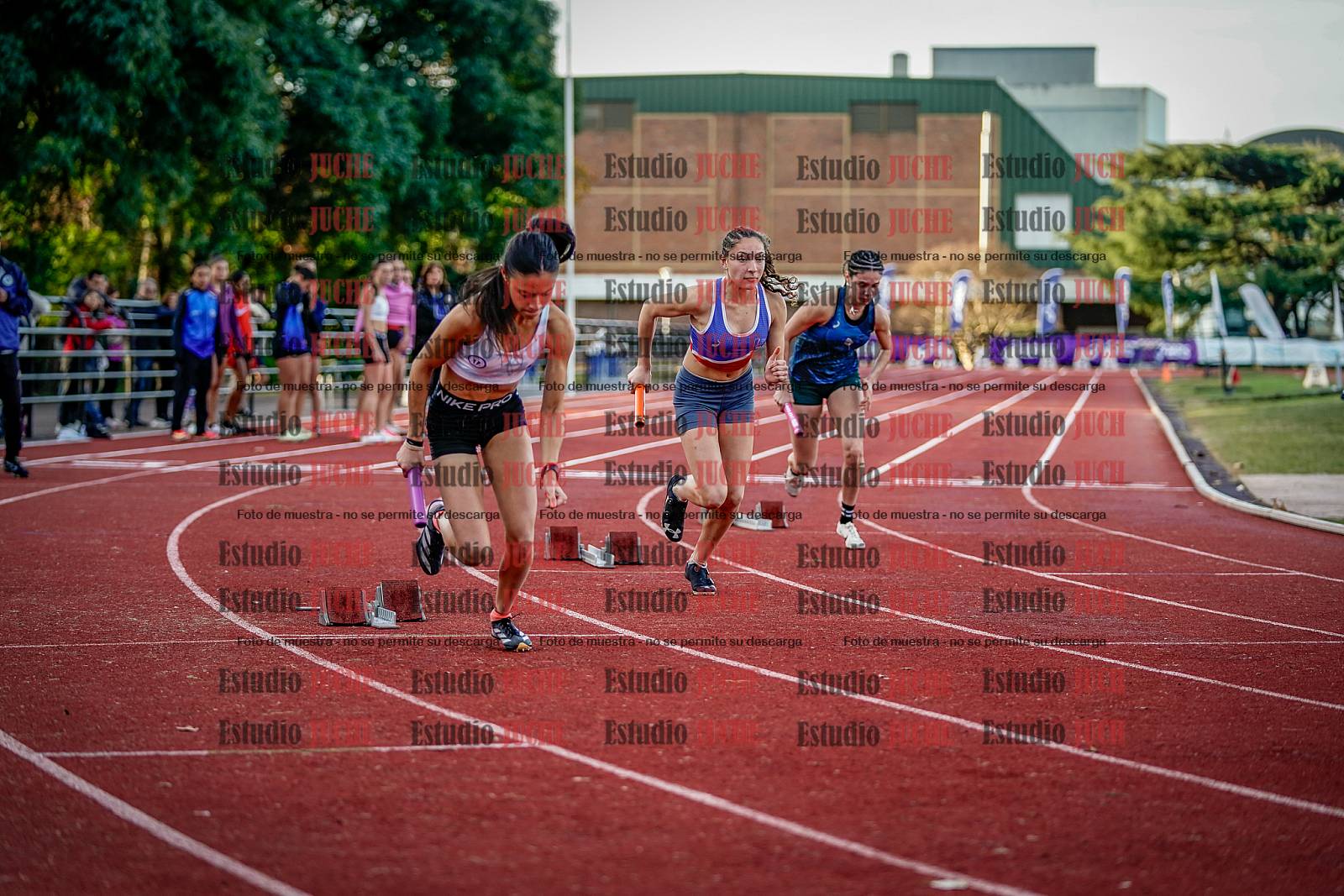 Fotos de las postas 4x400 m de mujeres