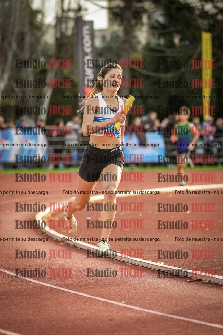 Fotos de las Postas 8x300 m mixta