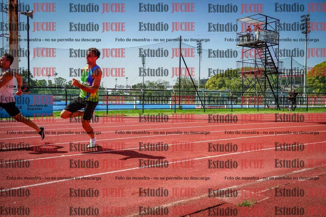 Fotos de los 200 m llanos de varones