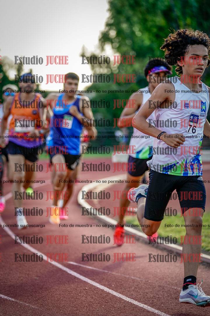 Fotos de los 1500 m llanos de varones