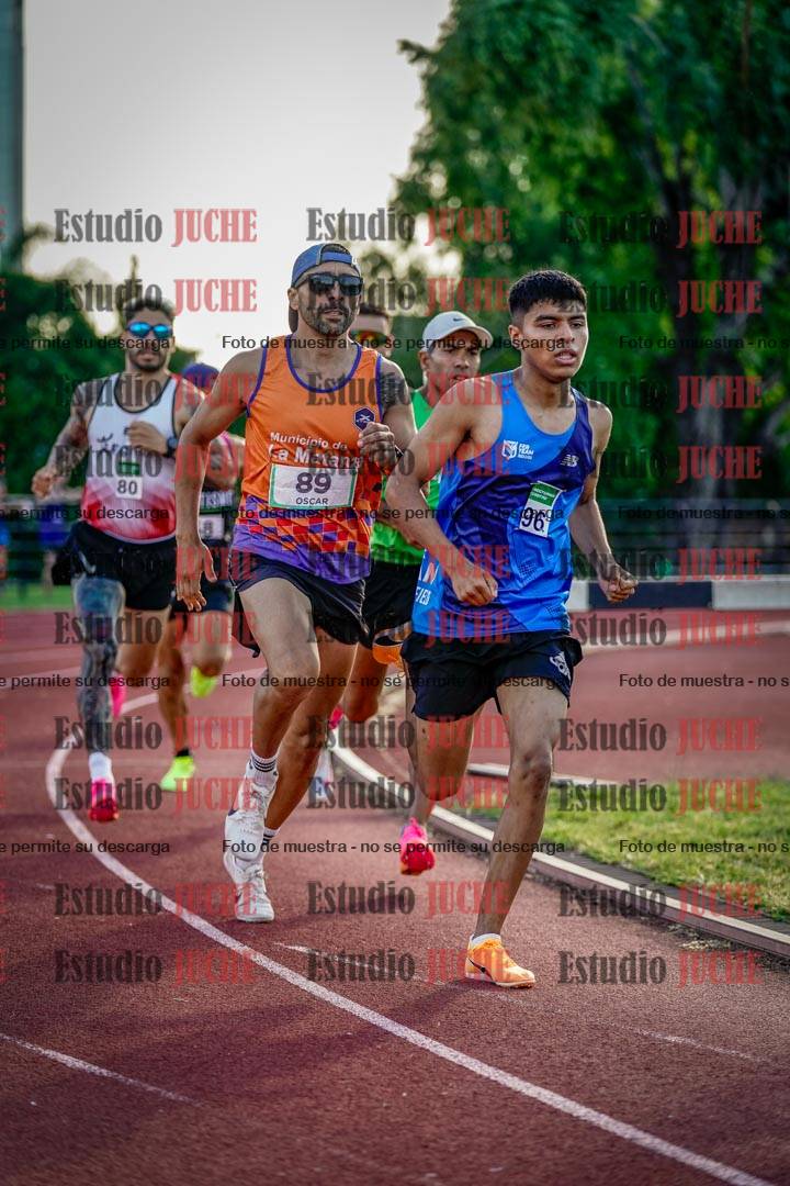 Fotos de los 1500 m llanos de varones