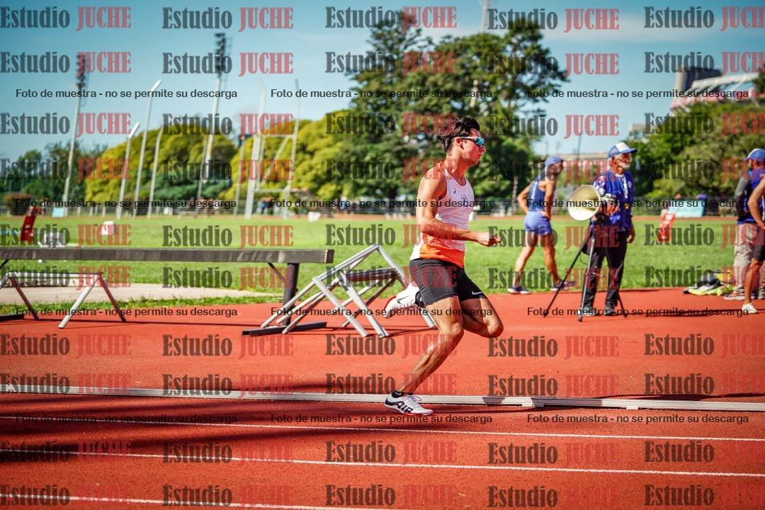 Fotos de los 400 m llanos de varones