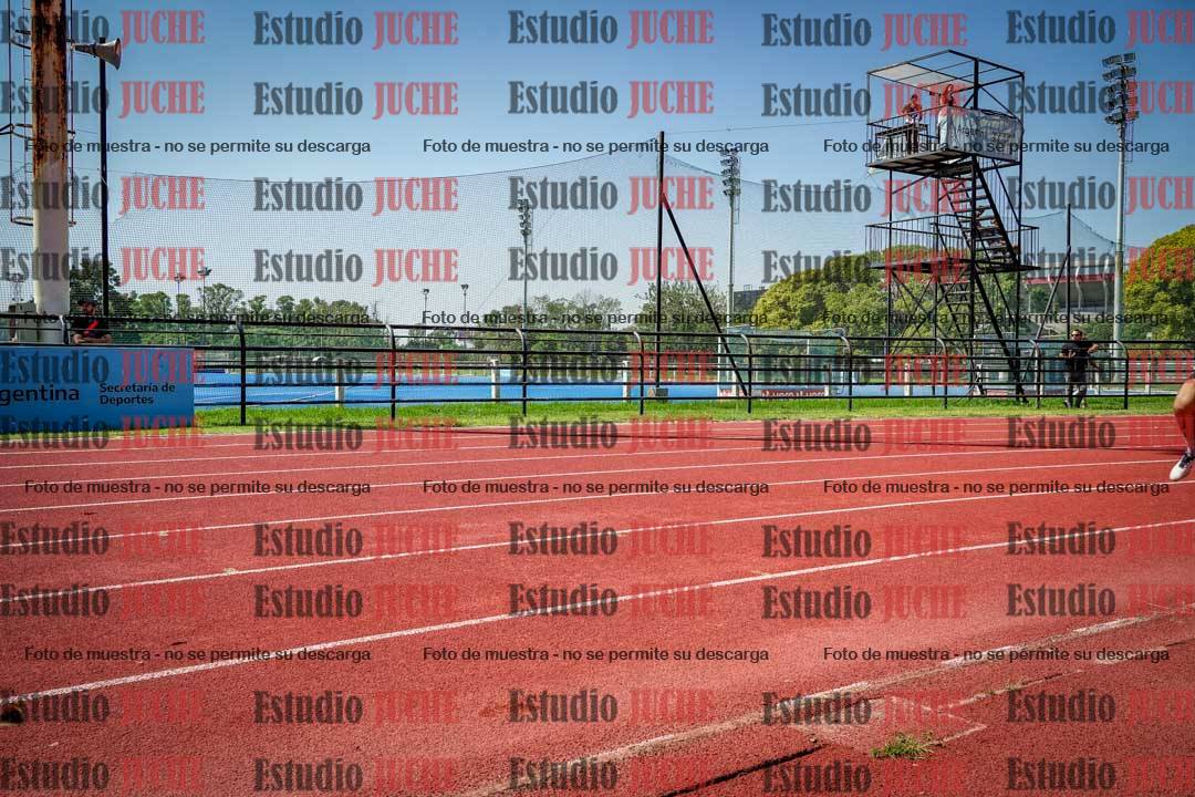 Fotos de los 200 m llanos de varones