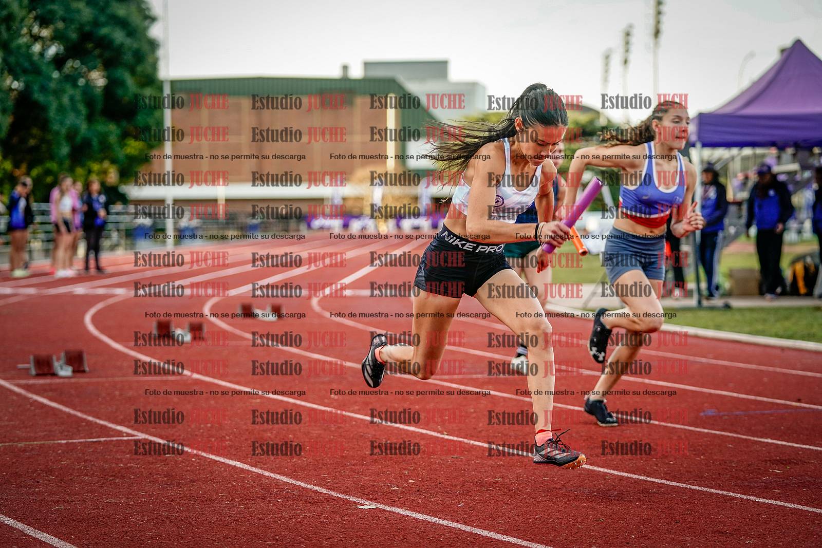 Fotos de las postas 4x400 m de mujeres