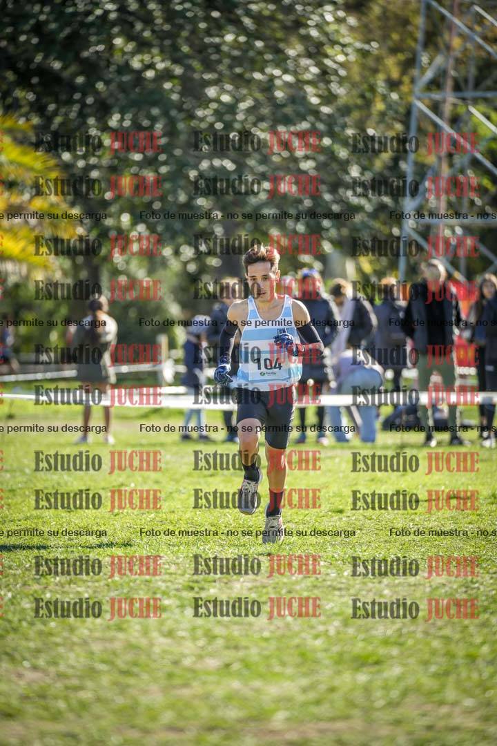 Fotos de la llegada del cross de 8000 m