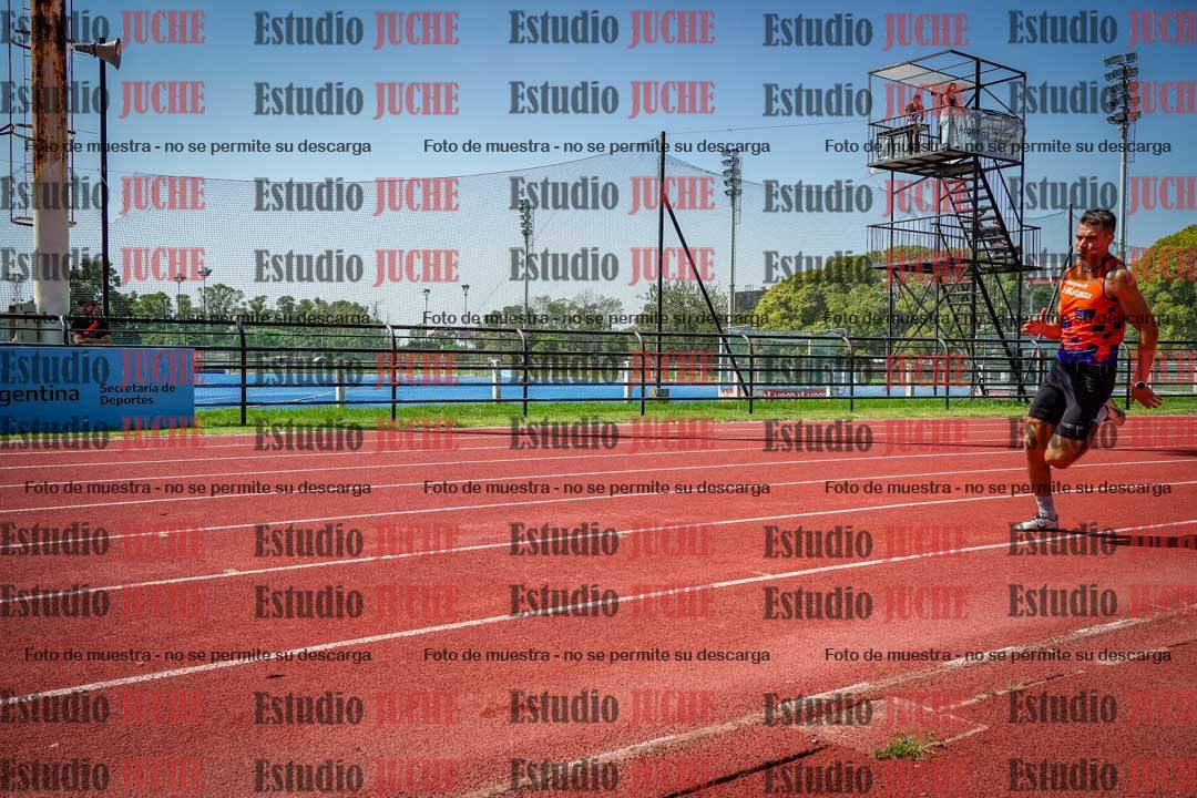 Fotos de los 200 m llanos de varones