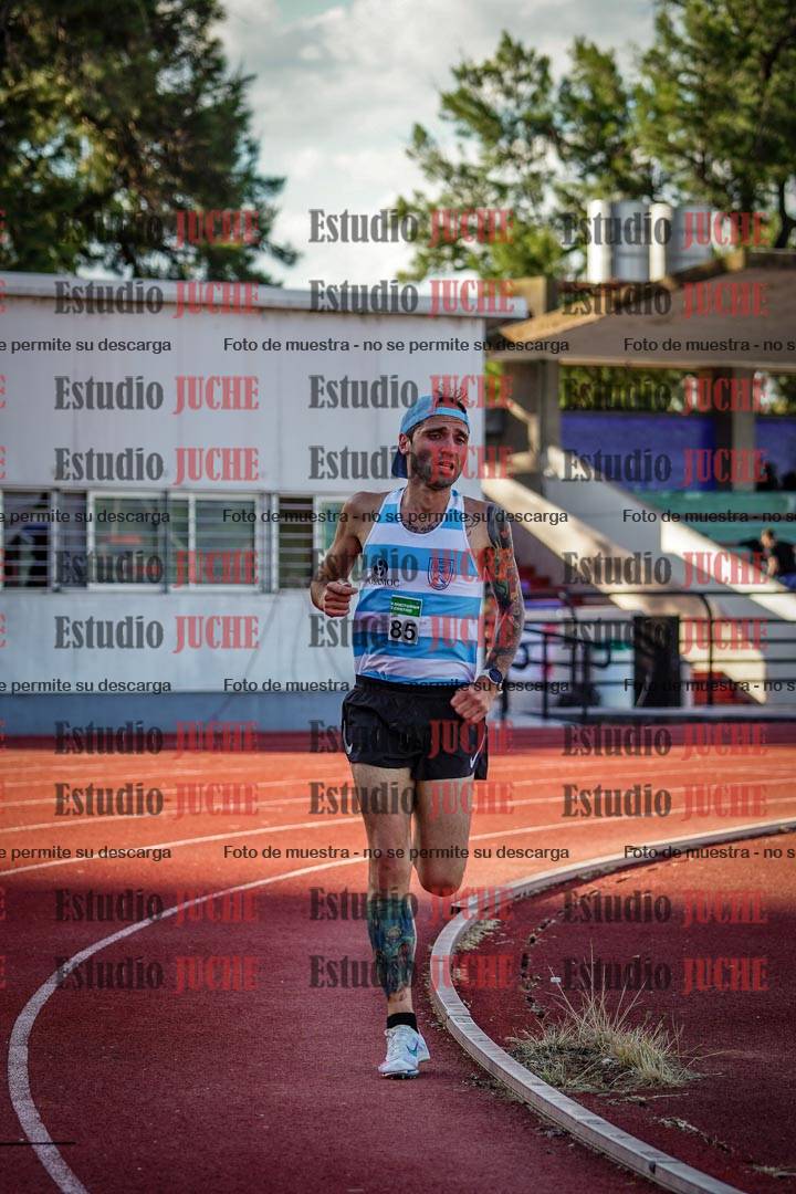 Fotos de los 3000 m llanos de varones