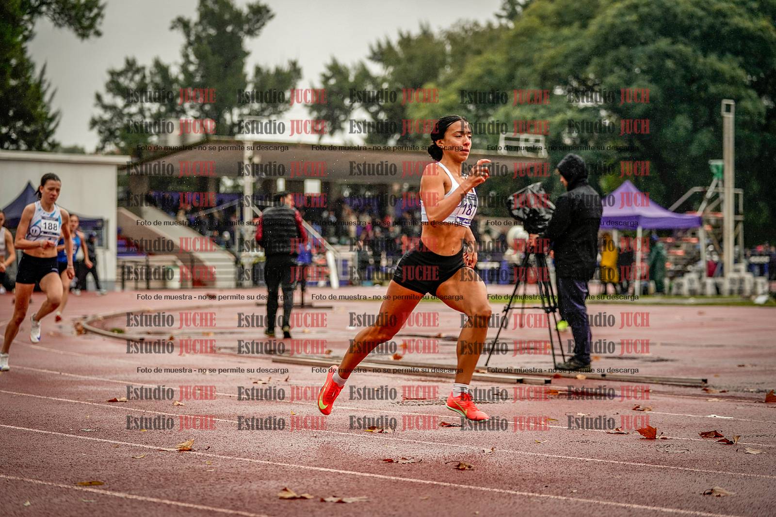 Fotos de los 400 m de mujeres - FINAL